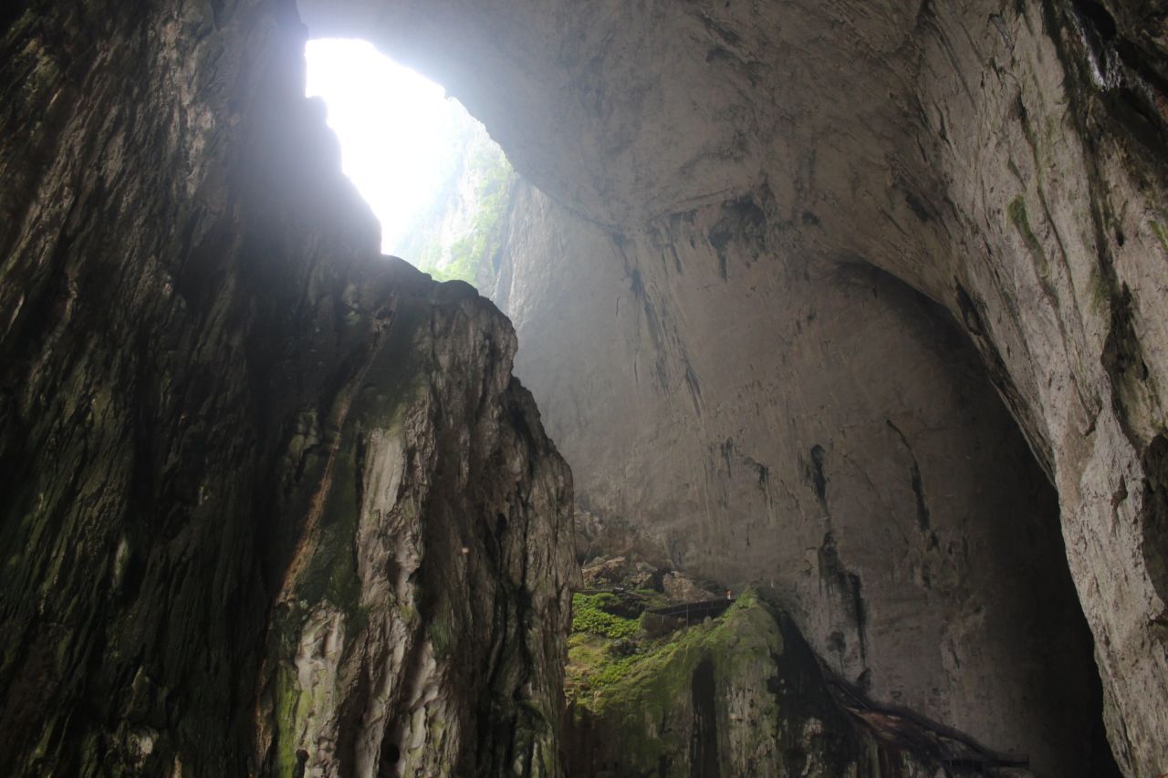 Guizhou's unique karst landscape is a <a href="http://whc.unesco.org/en/list/1248/" target="_blank" target="_blank">UNESCO world heritage site</a>. The region's Getu River Scenic Area is home to unusual vertical caves. 