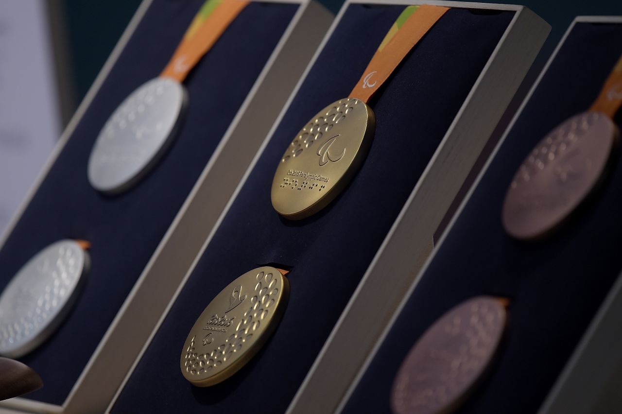 The gold medals are free from mercury, with the silver and bronzes having been produced using 30 percent recycled materials, while half of the plastic in all of their respective ribbons come from recycled plastic bottles.