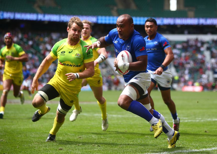 At the London Sevens in May, Russia was beaten in this Bowl quarterfinal against Samoa but reached the bottom-tier Shield final, losing to Kenya 31-7. 