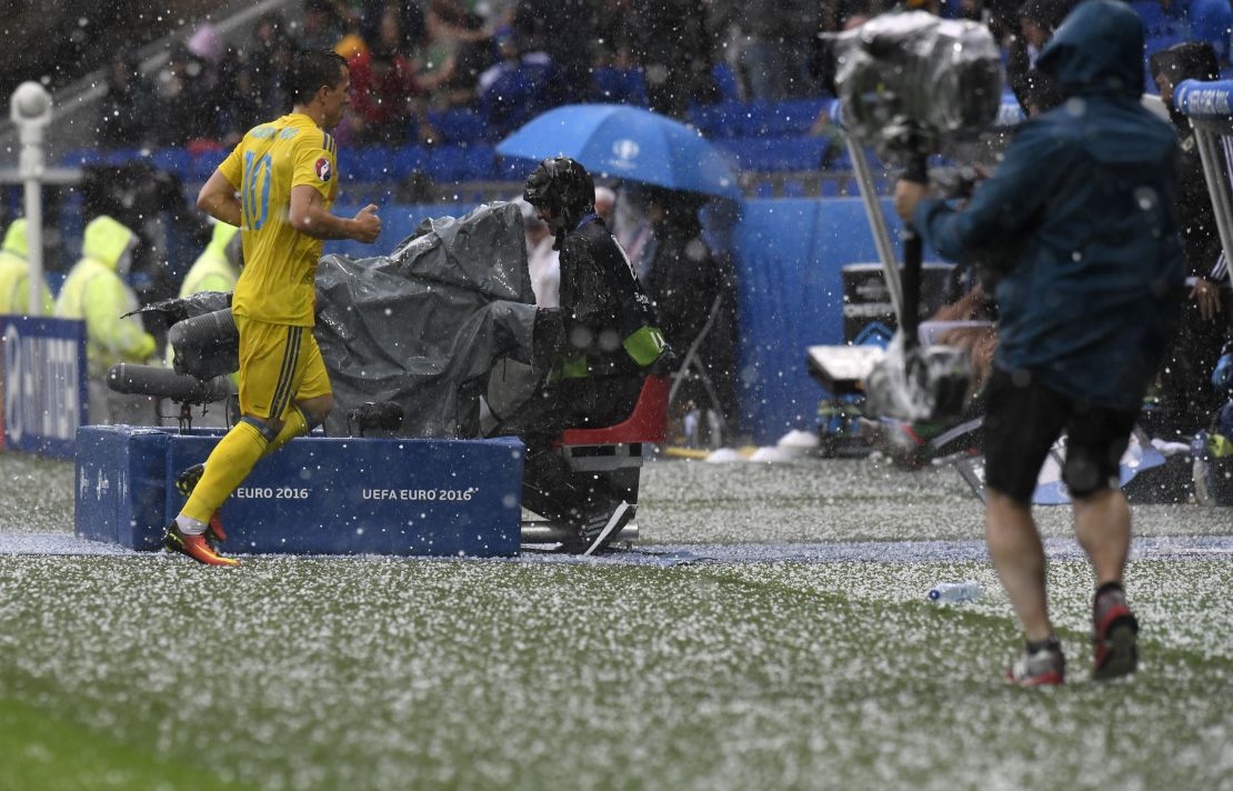 The teams were forced off the field during the hailstorm.