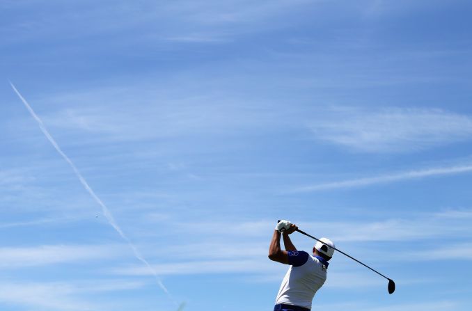 Rickie Fowler his tee shot on the ninth hole during the second round on June 18.