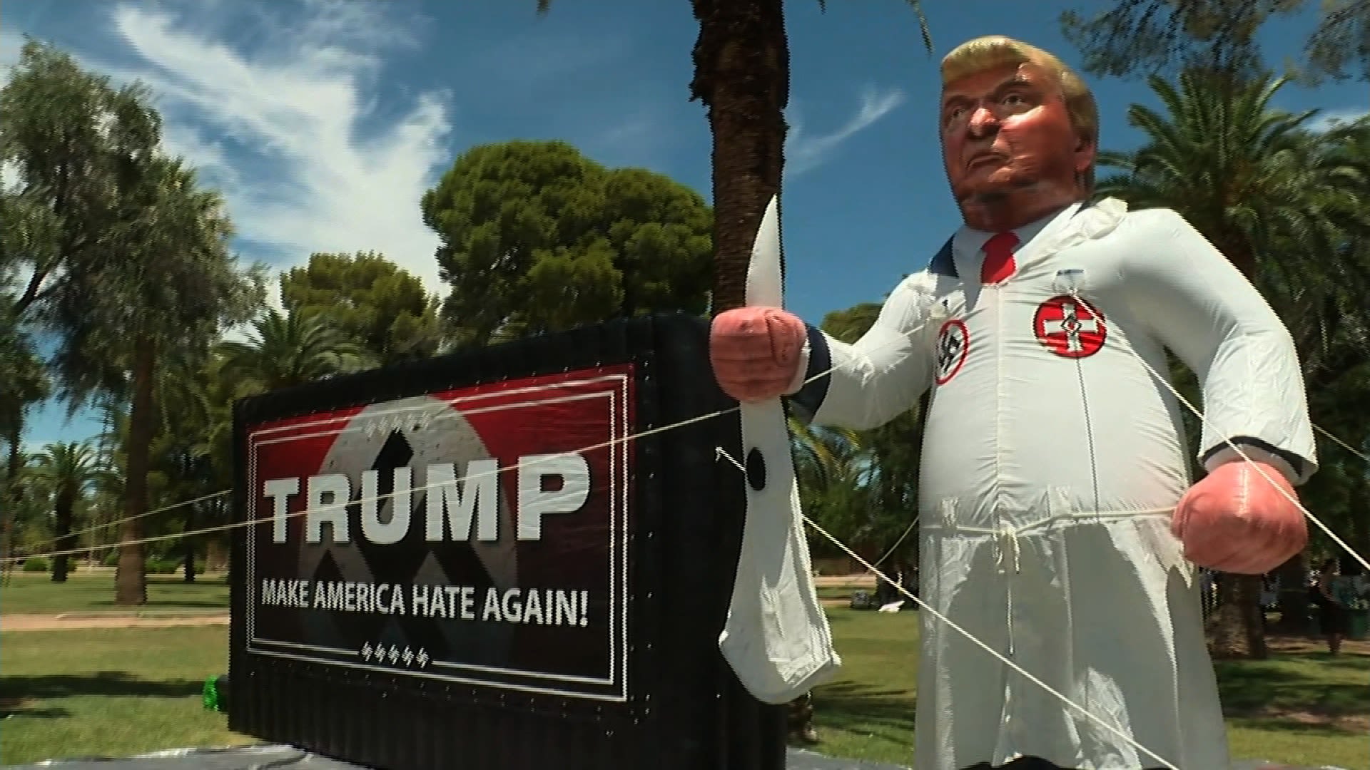 160618175346-donald-trump-inflatable-kkk-costume-nr-00005230.jpg