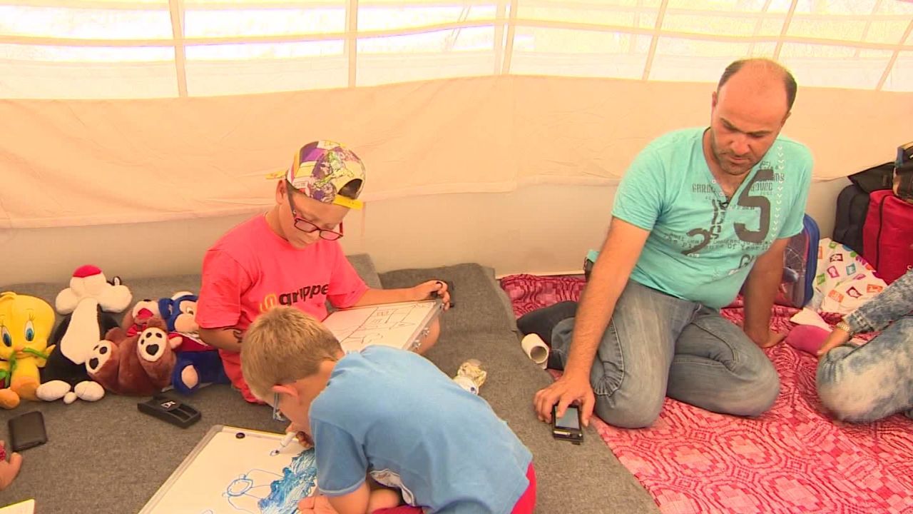greece refugee struggle asylum skype shubert pkg_00012905.jpg