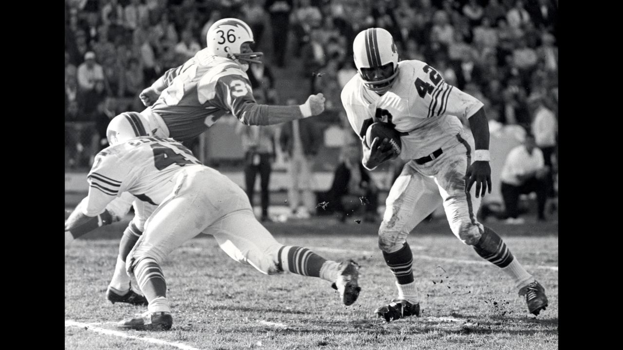 <strong>Buffalo:</strong> The Buffalo Bills beat the San Diego Chargers in the 1965 AFL Championship. The Bills have the dubious honor of losing four consecutive Super Bowls, from 1991 to 1994, and while the Sabres made it to the Stanley Cup Final in 1975 and 1999, they came away with no silverware. 
