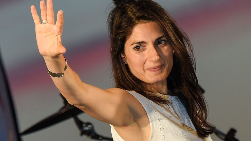Virginia Raggi, Five Star Movement (M5S) candidate for the mayoral elections in Rome, speaks during her last campaign  meeting on June 17, 2016  at Ostia Lido, Rome's seashore, before the second round of the election.  
Voters in the Italian capital return to the polls on June 19, 2016 for the second round of the mayoral elections opposing candidates Virginia Raggi, Five Star Movement (M5S) and Democratic Party (PD) Roberto Giachetti. / AFP / ANDREAS SOLARO        (Photo credit should read ANDREAS SOLARO/AFP/Getty Images)