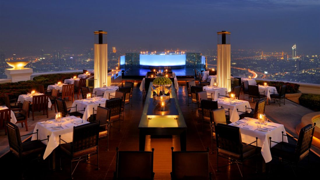 As the highest alfresco restaurant in the world, Sirocco serves up high-end international cuisine and an amazing view of Bangkok.