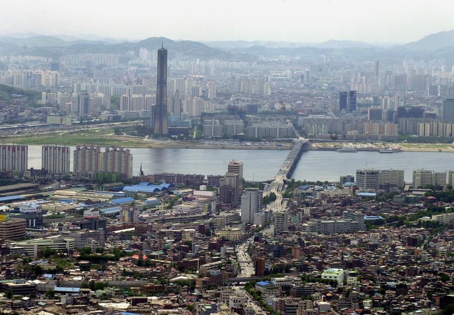 A bird's eye view of Seoul's Han river and its surrounds, taken in 2001.