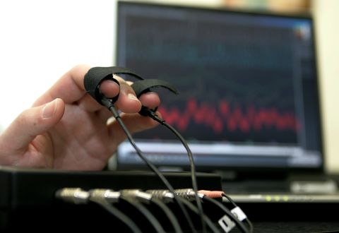 Vrij's research steers away from using traditional lie detectors because similar results can occur in people who are lying and those who are just anxious. The polygraph measures skin conductance, heart rate, respiration, blood pressure and finger temperature -- which all rise when under pressure, whether you're lying or not.<br />