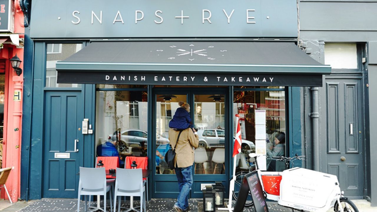 Snaps & Rye: Calm and cozy.