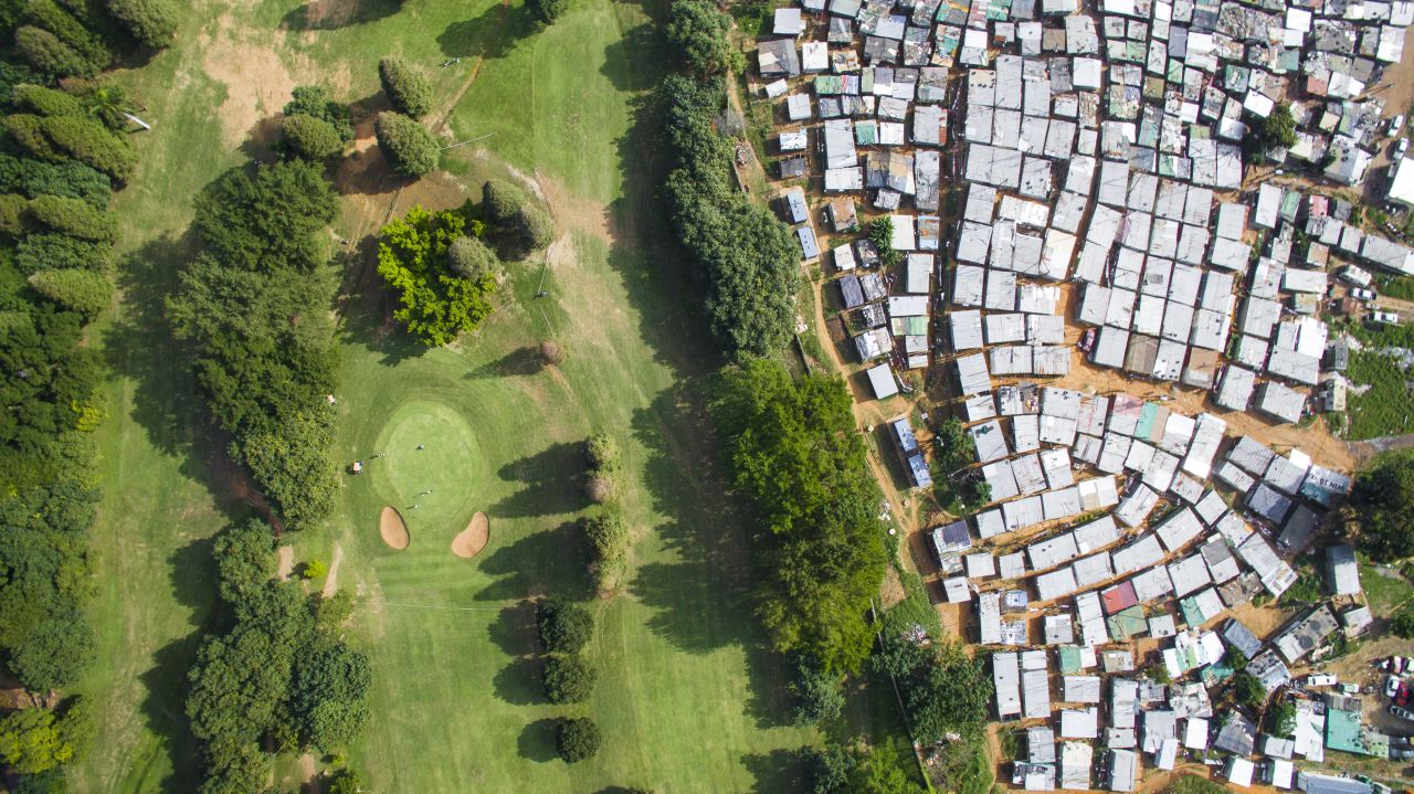 The Papwa Swegolum golf course sits next to a densely populated township. <br />"Within these townships are dense poorly designed properties. In Masiphumelele for example  there are 38,000 people that live in that area", says Miller.