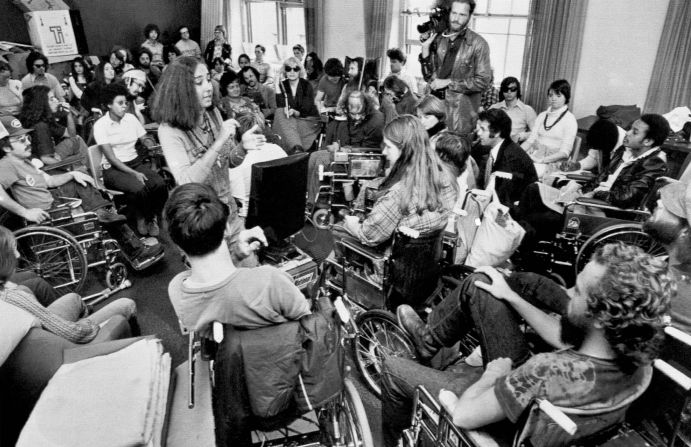 In 1977, disability rights protesters occupied the San Francisco offices of the Department of Health, Education and Welfare, demanding the federal government implement a law protecting the rights of the disabled.