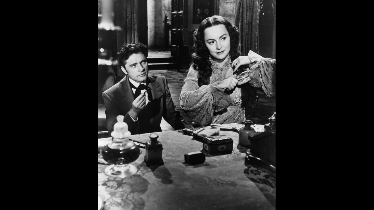 Richard Burton made his American screen debut with de Havilland in the film version of the Daphne du Maurier mystery "My Cousin Rachel" (1952). The actress was effective in an atypical and ambiguous role: Was she a sympathetic heroine or an unscrupulous killer?