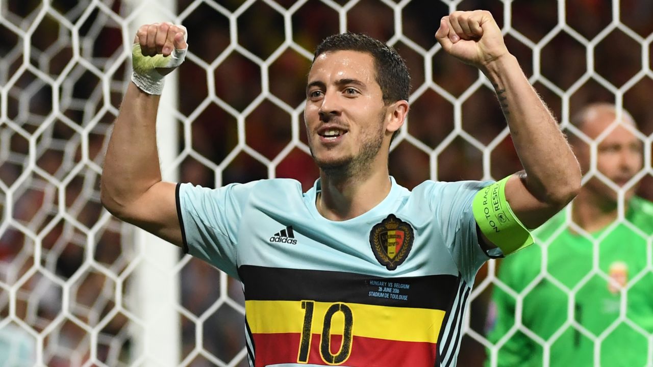Belgium's forward Eden Hazard celebrates after scoring his team's third goal during the Euro 2016 round of 16 football match between Hungary and Belgium at the Stadium Municipal in Toulouse on June 26, 2016.   / AFP / PASCAL GUYOT        (Photo credit should read PASCAL GUYOT/AFP/Getty Images)