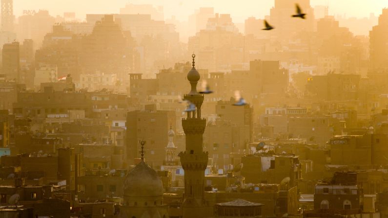 Despite the current challenges facing national governance, the old city district of Cairo, Egypt still beckons. 