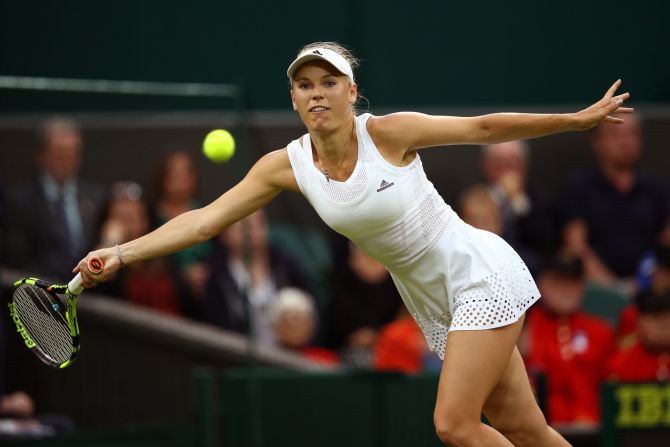 Former world No. 1 Caroline Wozniacki continued her difficult start to 2016, losing her opening match at Wimbledon Tuesday. 
