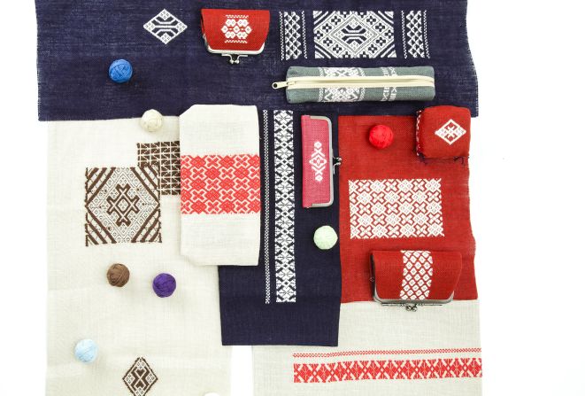 Kogin means "small cloth" and zashi means "stitches." Stitched on dyed linen, these geometric patterns originated in Aomori prefecture during the Edo era.  