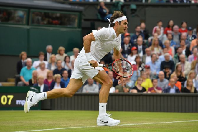 As the fairytale comes to an end, Federer books his spot in round three. 