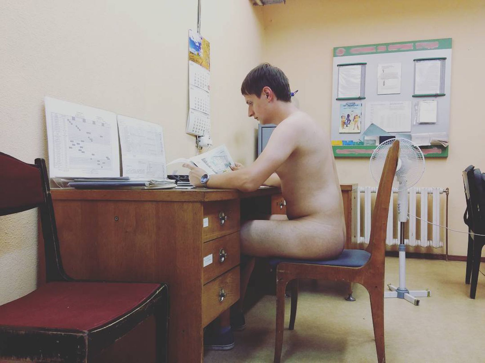 Belarusians are getting naked at work | CNN