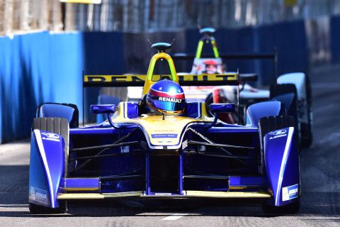 Prost cruised to victory in the first of two Formula E races being staged in London this weekend. 
