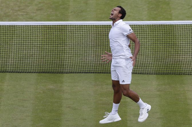 France's Jo-Wilfried Tsonga came through a marathon match against American John Isner before finally prevailing 19-17 in the fifth set. He will face compatriot Richard Gasquet for a place in the quarterfinals.