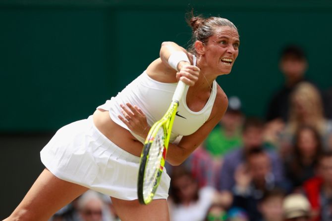 Sixth seed Roberta Vinci suffered a shock defeat against Coco Vandeweghe of the U.S. Vandeweghe, who will take on Anastasia Pavlyuchenkova in the fourth round, prevailed 6-3 6-4.<br />