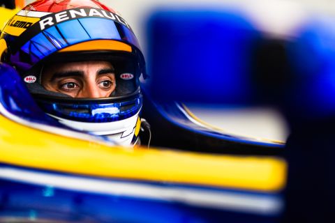 Sebastien Buemi won the drivers' championship beating Lucas di Grassi by two points secured by setting the fastest lap in the race. 