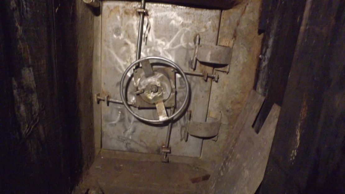 A secret passageway led from one of "El Chapo" Guzman's homes into the sewer system in Culiacan, Mexico.