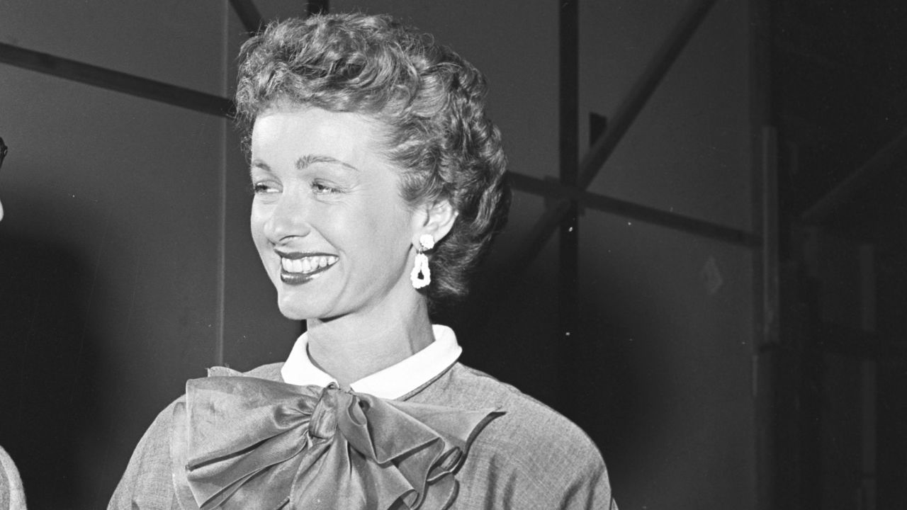 Actress <a href="http://www.cnn.com/2016/07/04/entertainment/obit-noel-neill/index.html" target="_blank">Noel Neill</a>, who played Lois Lane in the 1950s TV version of "Superman," died July 3 at the age of 95.