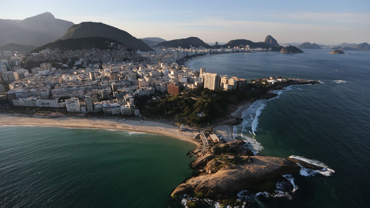 Despite health concerns and it being only a month until the Rio 2016 Summer Olympic Games, neither Picao nor international Olympic authorities recommend moving the sailing venue.