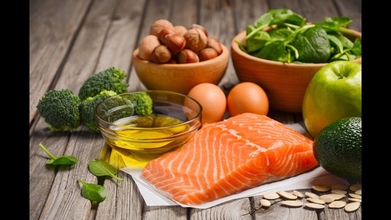 You can cut your risk of dying by more than a fourth just by replacing bad fats with good. That's the takeaway from a <a href="index.php?page=&url=http%3A%2F%2Fwww.elabs10.com%2Fc.html%3Fufl%3D4%26rtr%3Don%26s%3Dx8pbgr%2C2ktan%2C2kek%2C70u2%2C5x3p%2C6of1%2C6c1m" target="_blank" target="_blank">new study from Harvard</a> that analyzed the eating habits of more than 126,000 men and women over a 32-year period. And some fats were better than others from protecting against specific diseases.