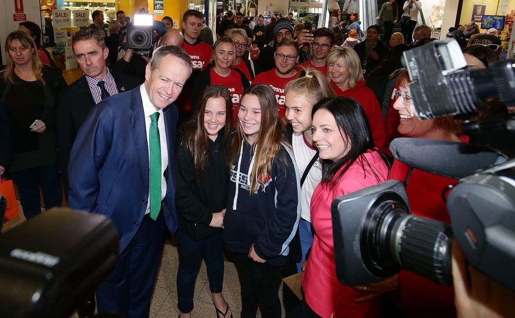 Opposition Labor Party leader Bill Shorten called on Prime Minister Turnbull to resign on July 4, after his party won at least 10 seats in Saturday's vote.