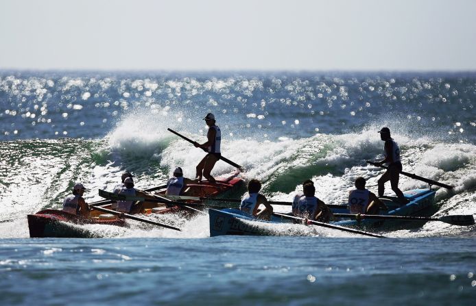 Many of Australia's surf clubs have <a href="index.php?page=&url=http%3A%2F%2Fwww.asrl.com.au" target="_blank" target="_blank">surf boat rowing</a> teams, a highly dangerous sport that originated with the vessels that were used to rescue swimmers before the introduction of motorboats. 