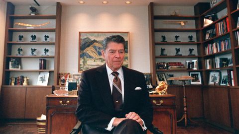 President Ronald Reagan's (1911-2004) <a href="http://politicalticker.blogs.cnn.com/2011/01/14/reagans-son-father-showed-signs-of-alzheimers-in-white-house/">son wrote</a> that he believed his father showed early signs of Alzheimer's while still serving as president. 