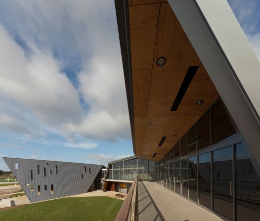 The award-winning Devonport Surf Life Saving Club in Tasmania also took the waves of the ocean as inspiration and was designed to blend in with its dynamic coastal environment, according to the architects, JAWS Architects. 