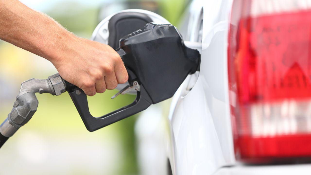 cnnmoney aaa gasoline