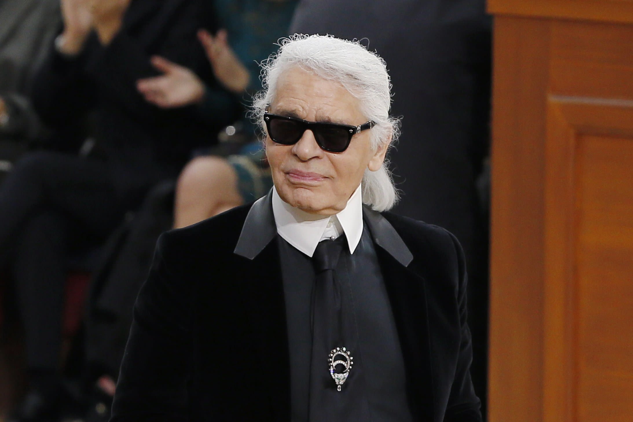 Karl Lagerfeld: Behind the mask - BBC Culture