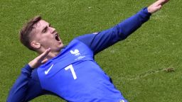 France's forward Antoine Griezmann celebrates after scoring a goal during the Euro 2016 round of 16 football match between France and Republic of Ireland at the Parc Olympique Lyonnais stadium in Décines-Charpieu, near Lyon, on June 26, 2016.
France won the match 2-1. / AFP / JEAN-PHILIPPE KSIAZEK        (Photo credit should read JEAN-PHILIPPE KSIAZEK/AFP/Getty Images)