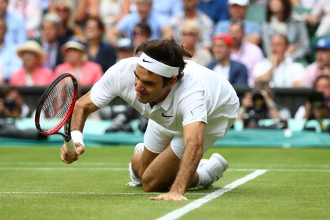 He returned at Wimbledon and was close to making the final. But he lost to Milos Raonic in the semis and re-injured his knee. He then decided to skip the rest of the season to recover.  