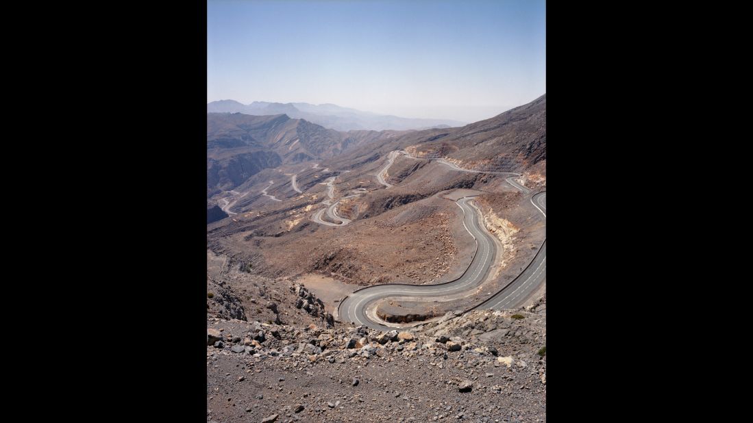 The Jebel Jais mountain road, in Ras al-Khaimah, climbs the highest peak in the Hajjar Mountains.
