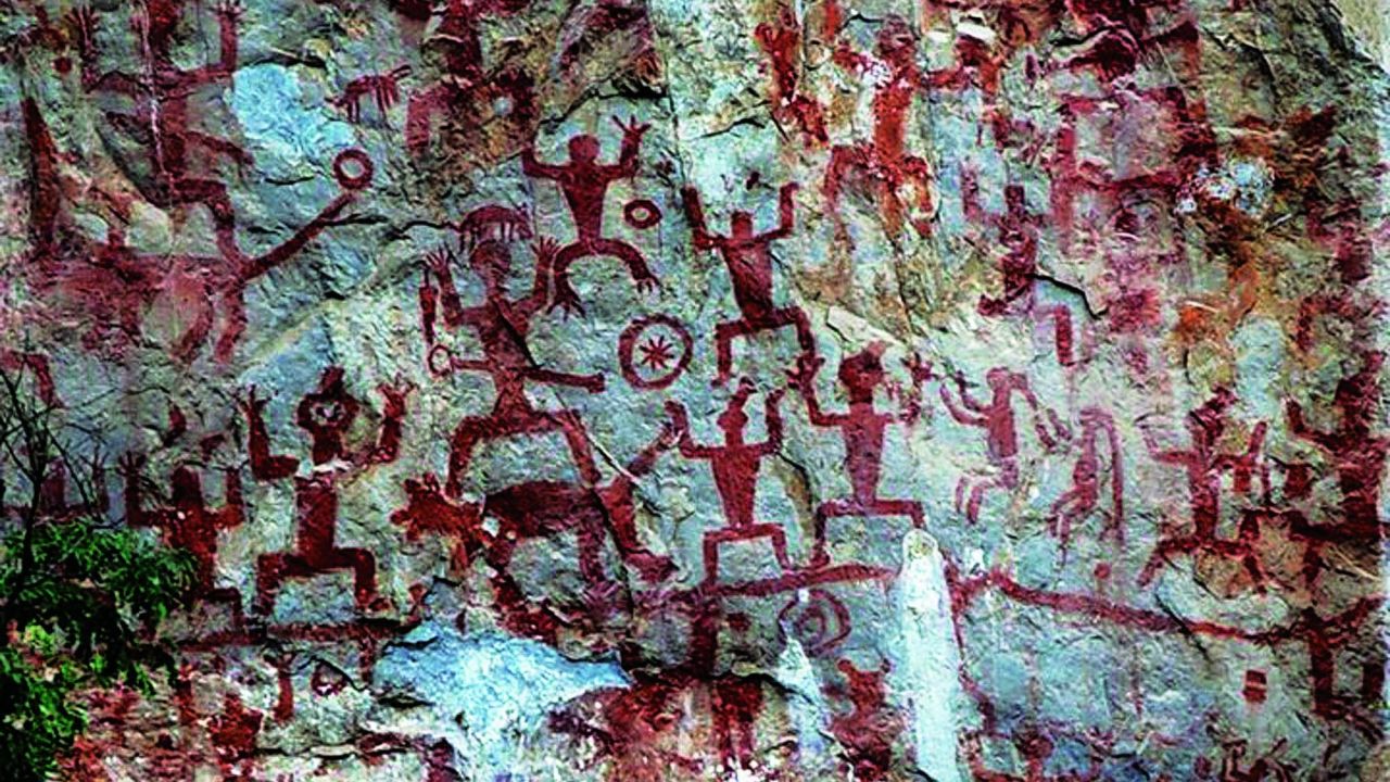 Dating from the 5th century BC to the 2nd century AD, the Luoyue people of southwest China are depicted in 38 rock art sites that illustrate their life and rituals, which include the region's once prominent bronze drum culture. These are the only remains of that culture. 