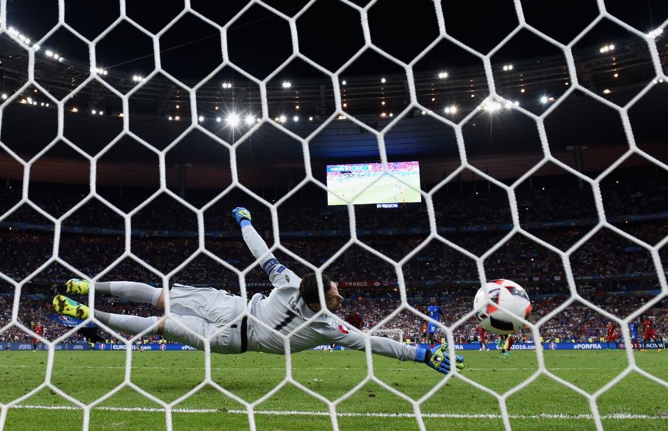 Eder's finish gave France goalkeeper Hugo Lloris no chance.