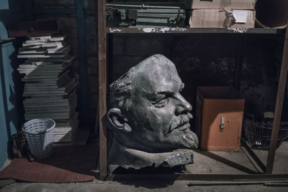 Dnipropetrovsk's Lenin's head was given to the city's history museum, which put it in storage while waiting for resources to exhibit it. 