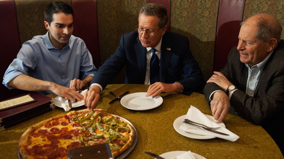New York City Council member Eric Ulrich (left) joined then-Republican presidential candidate John Kasich (center) and former New York Rep. Bob Turner at Gino's Pizzeria and Restaurant on March 30, 2016, in Queens, New York. <br />