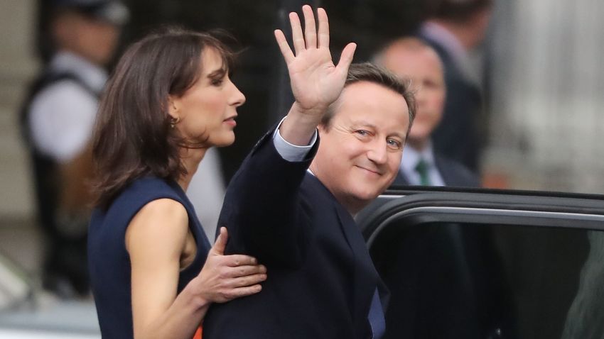 LONDON, ENGLAND - JULY 13:  Prime Minister David Cameron with his wife Samantha leave 10 Downing Street for the last time after speaking to the press to visit Buckingham Palace to formally tender his resignation to the Queen on July 13, 2016 in London, England. David Cameron leaves Downing Street today having been Prime Minister of the United Kingdom since May 2010 and Leader of the Conservative Party since December 2005. He is succeeded by former Home Secretary Theresa May and will remain as Member of Parliament for Witney in Oxfordshire.  (Photo by Christopher Furlong/Getty Images)