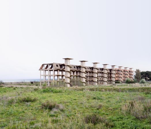 Labourdette photographed unfinished buildings, as well as roads and bridges. 