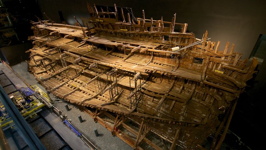 The ship is now visible from nine galleries.