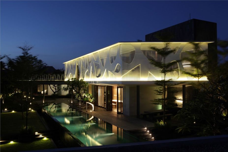 Pradono envisaged this Bali-based property as a contemporary, tropical living space.  