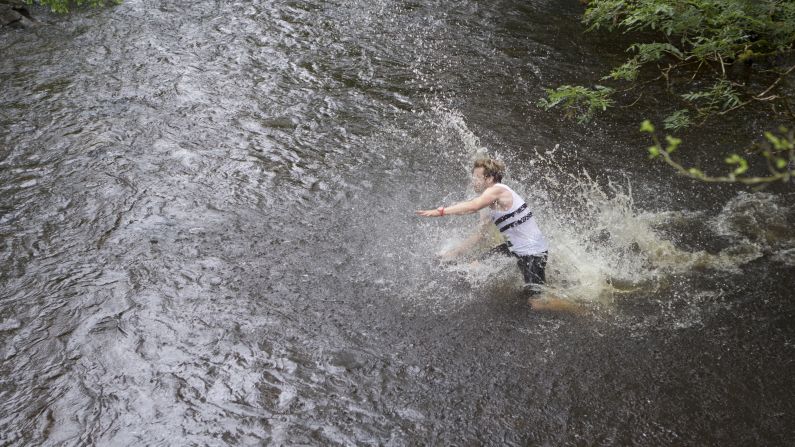 By the time they reach the last two miles and hit the waist-high river crossing, many of the racers fall down, buckling under weakened legs.<br />