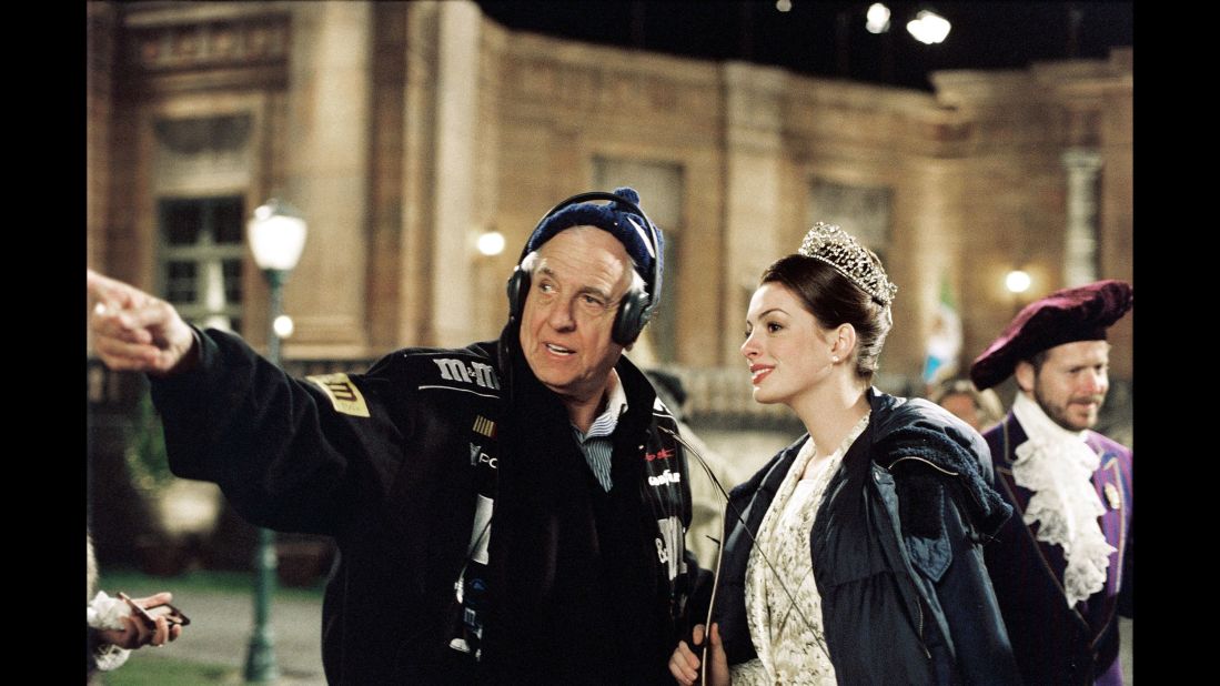 Marshall works with Anne Hathaway during the shooting of "The Princess Diaries" in 2004.  