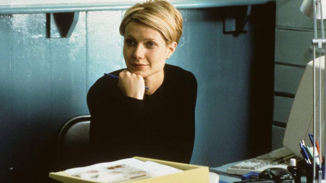 <strong>"Sliding Doors"</strong>: The life of a character played by Gwyneth Paltrow is lived in parallel in this 1998 dramedy. <strong>(Netflix) </strong>